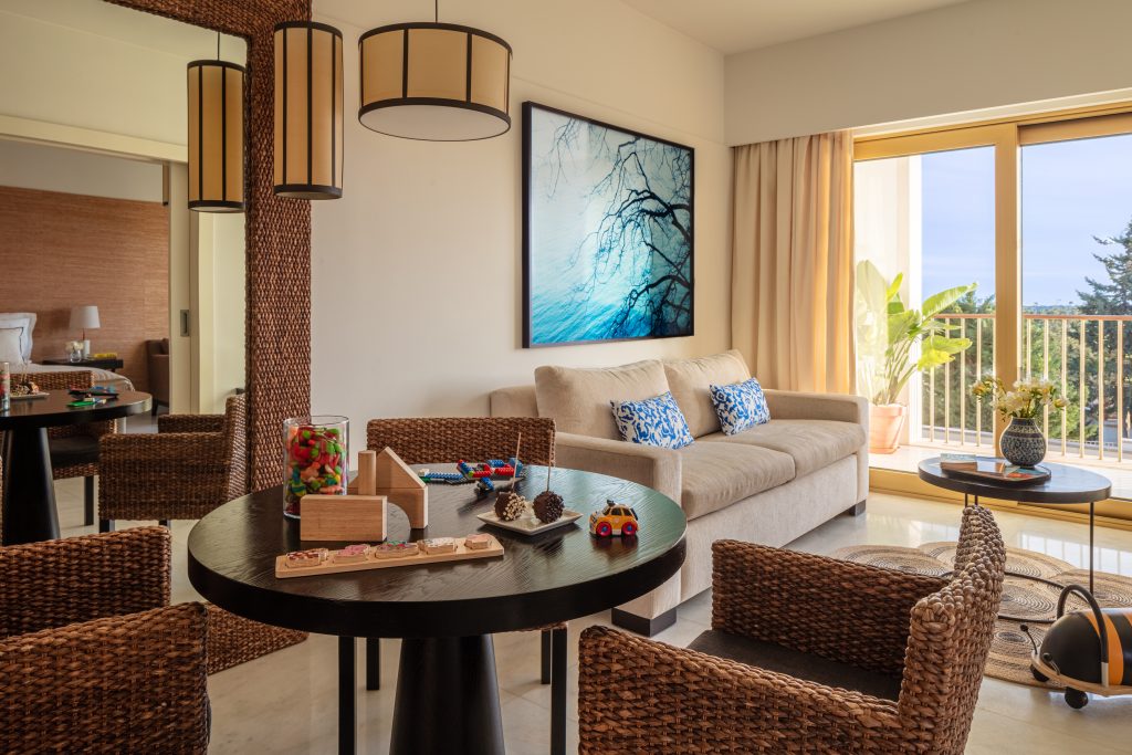 Victoria_Golf_Resort_&_Spa_Family_Suite_Dining_Table