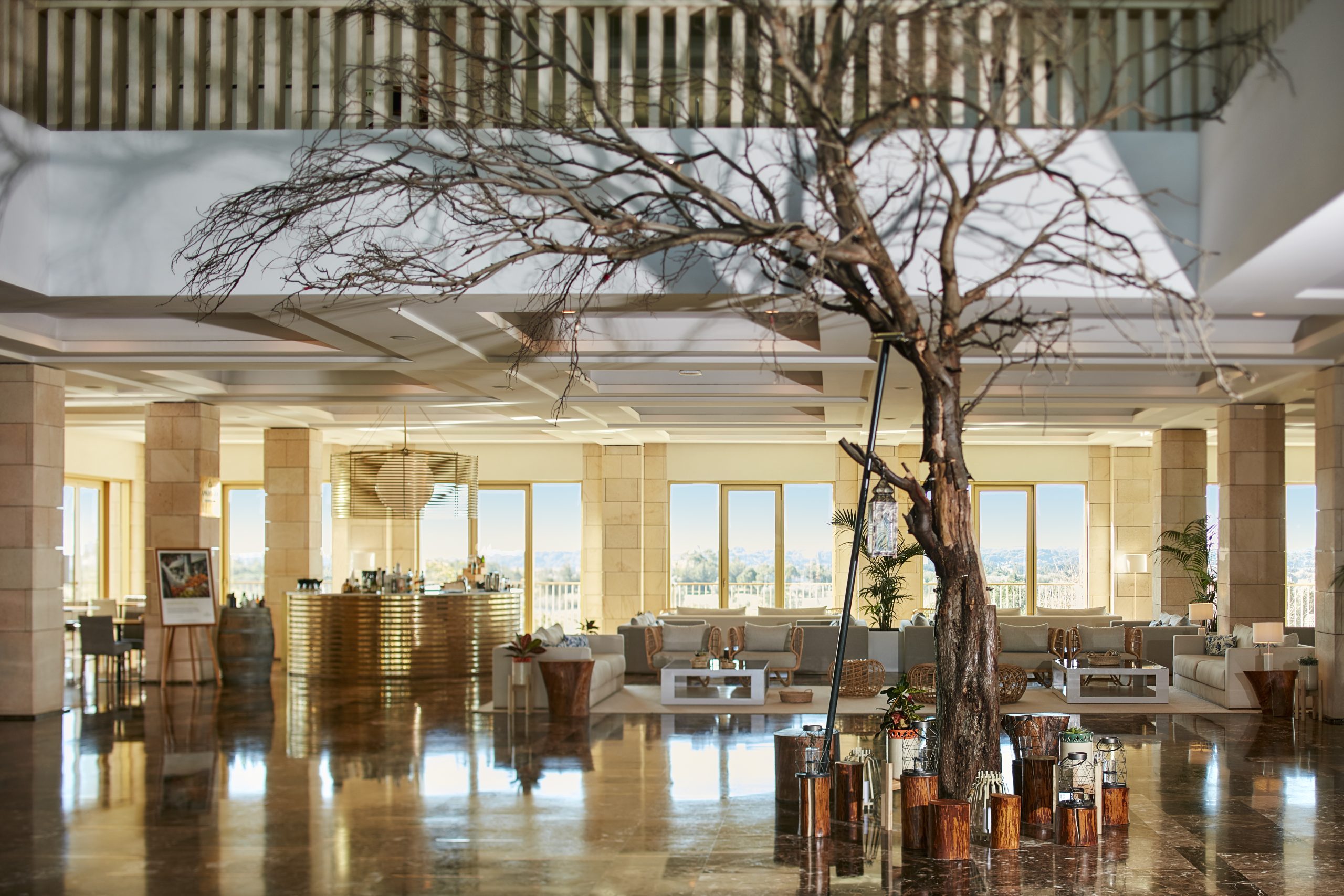 Victoria_Golf_Resort_&_Spa_Lobby_View_And_Lobby_Lounge
