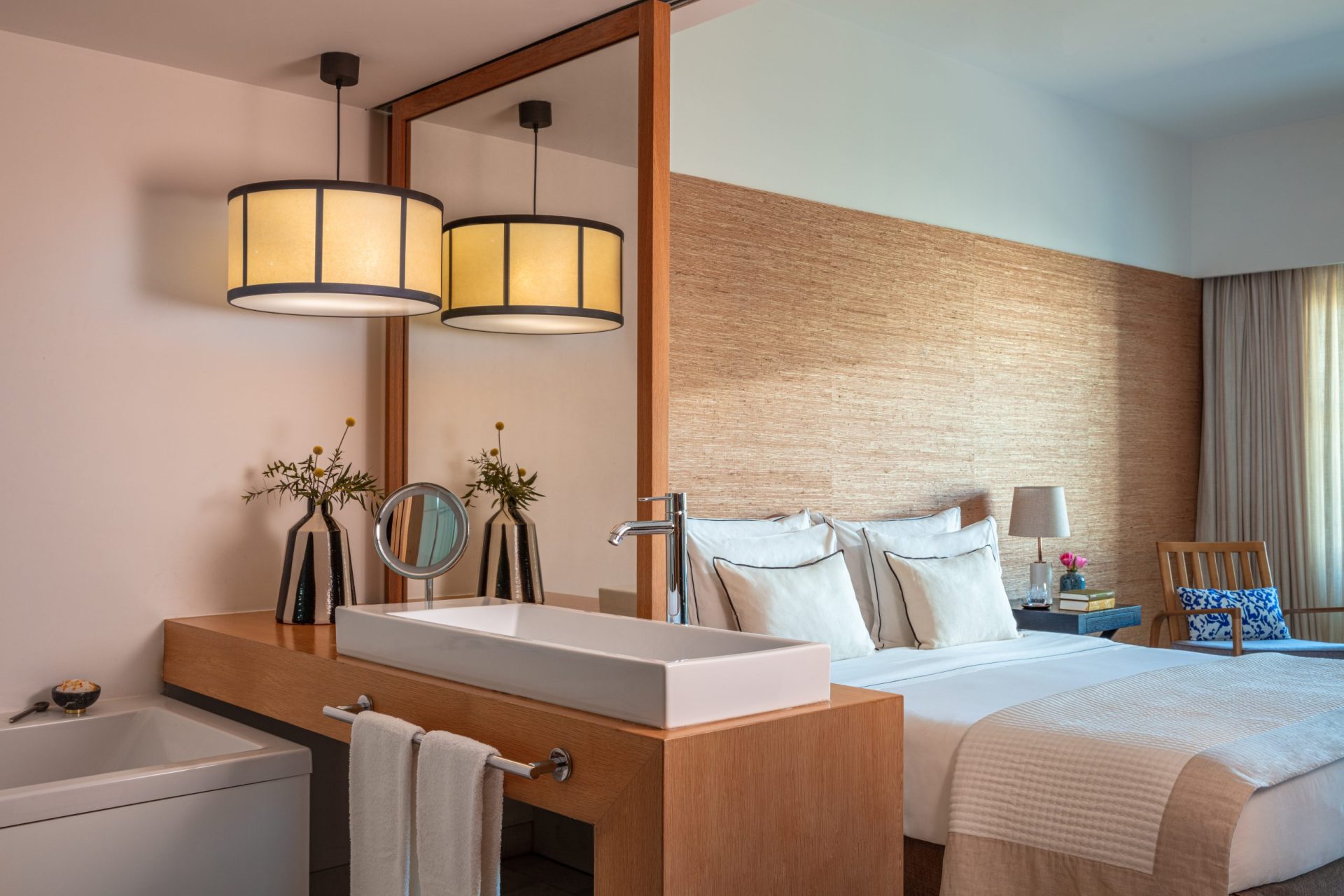 Victoria_Golf_Resort_&_Spa_Palms_Suite_Bathroom