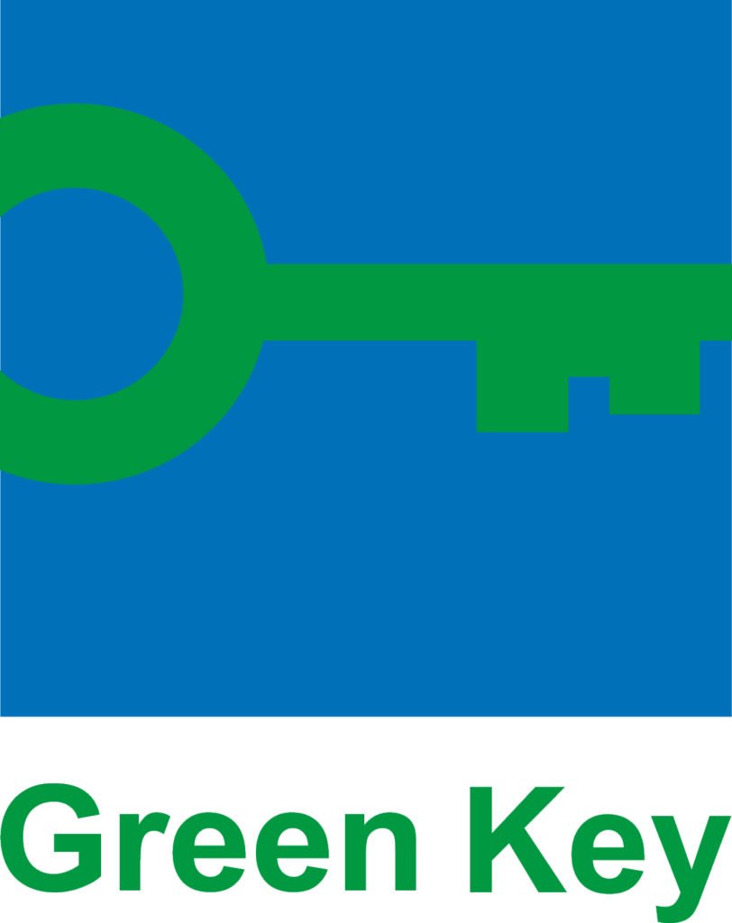 greenkey_logo_2012_1-812x1024