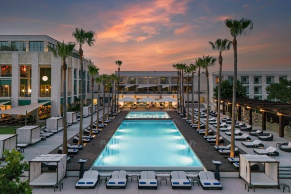 Victoria_Golf_Resort_&_Spa_Main_Pool_Hotel_Evening