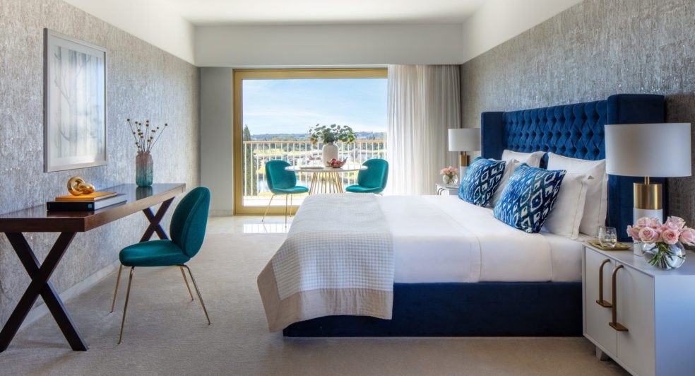 Victoria_Golf_Resort_&_Spa_Presidential_Suite_Bedroom_Hero