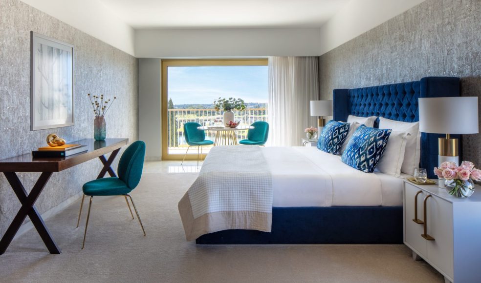 Victoria_Golf_Resort_&_Spa_Presidential_Suite_Bedroom_Hero
