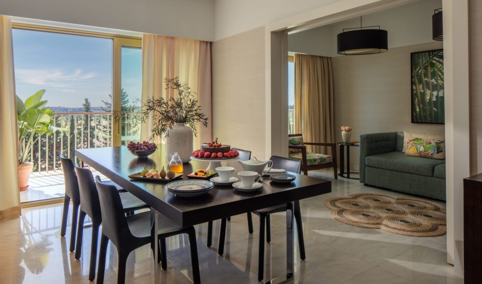 Victoria_Golf_Resort_&_Spa_Victoria_Suite_Wide_Hero_Dining_Living_and_Terrace_Area